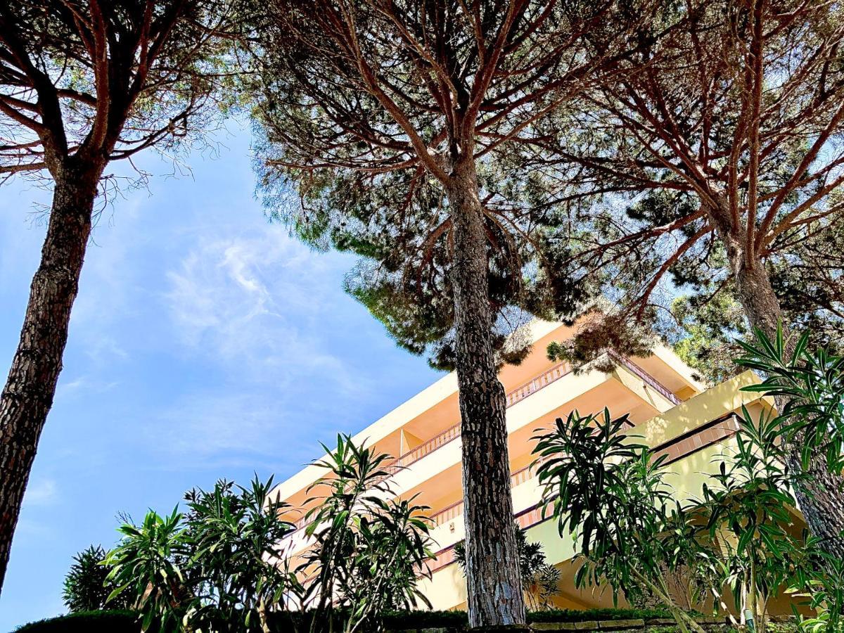 Almadraba Park